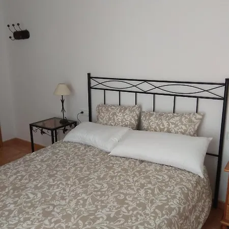 Coqueto Apartamento En * 모라 데 루비엘로스